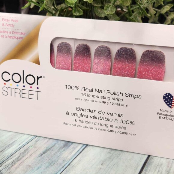 Color Street- Atomic Sparkle - Picture 5 of 5